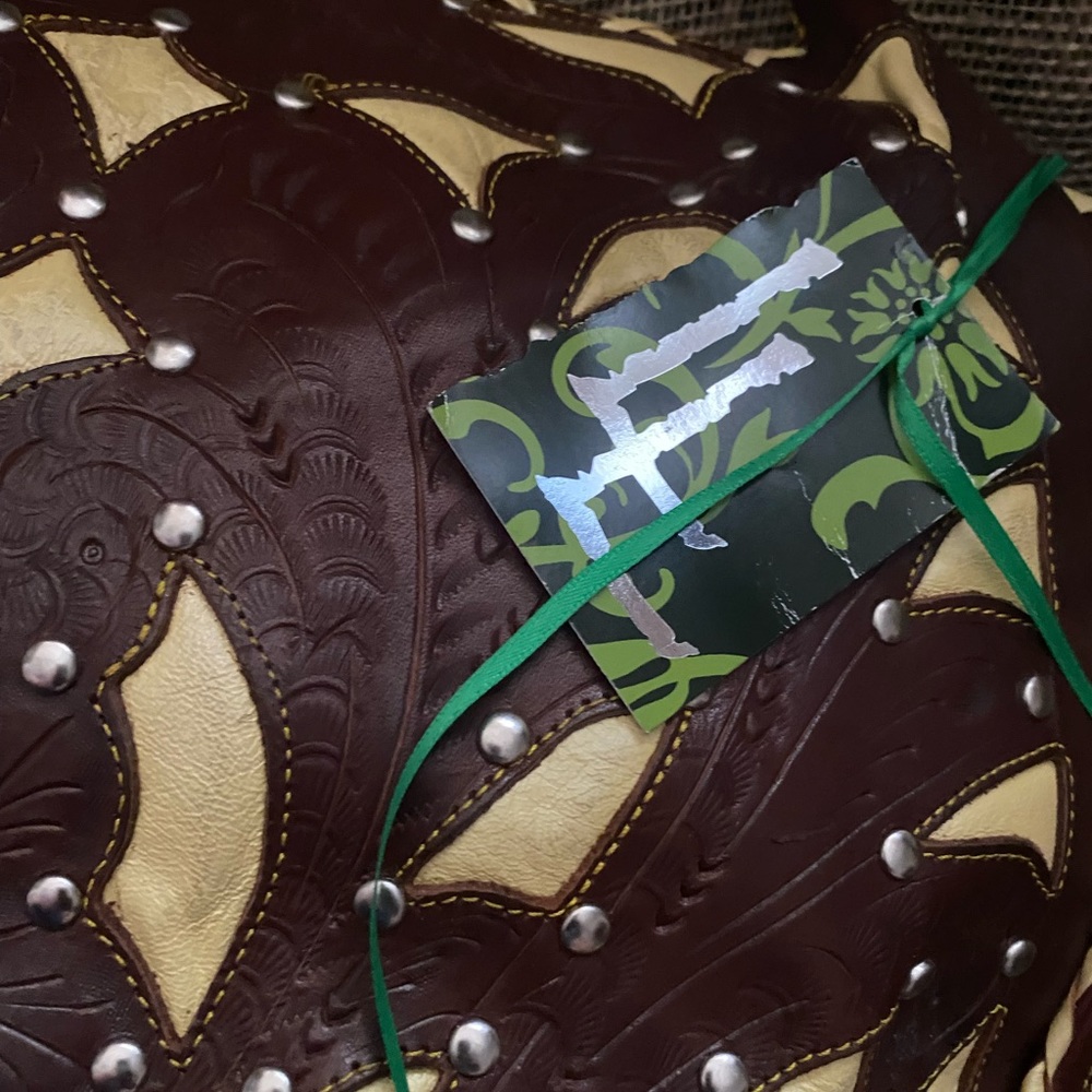 33 Leaders in Leather purse/shoulder bag. - Picture 5 of 8